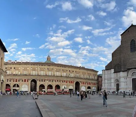 Bologna Hosting Economy - Soggiorni Convenienti A Bologna דירה *