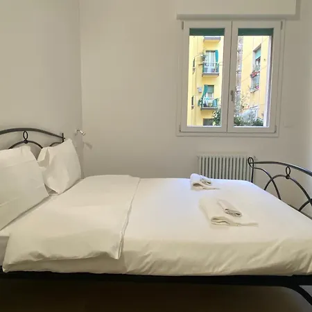 Bologna Hosting Economy - Soggiorni Convenienti A Bologna Apartament Bolonia