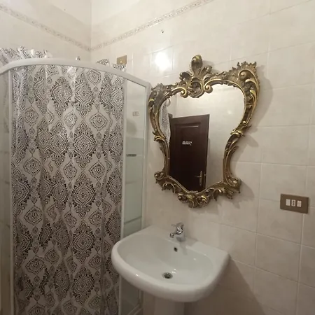Bologna Hosting Economy - Soggiorni Convenienti A Bologna * Bolonia