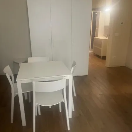 Bologna Hosting Economy - Soggiorni Convenienti A Bologna