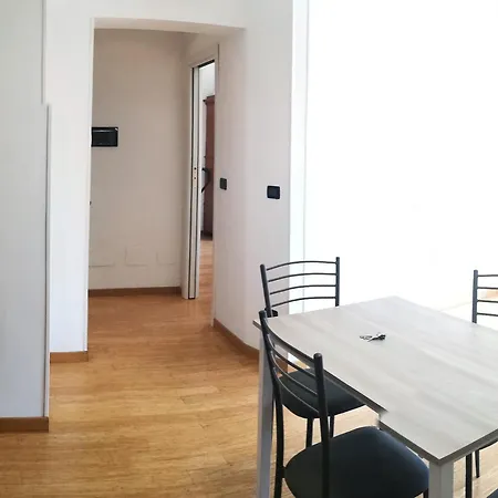 Bologna Hosting Economy - Soggiorni Convenienti A Bologna 公寓 *